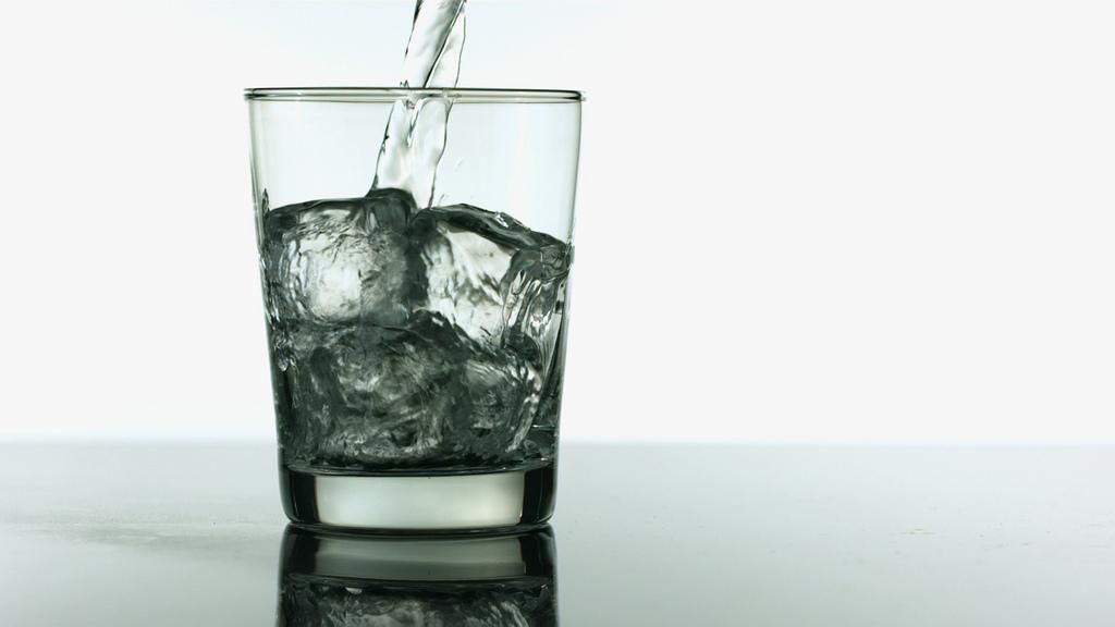 Stainless steel ice cube tray